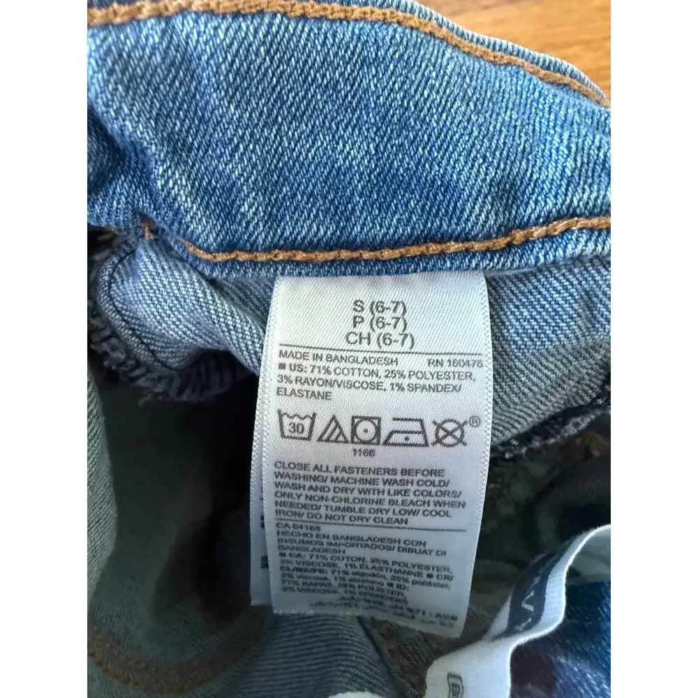 Old Navy Girls' Light Wash Distressed Jeans Size 6-7